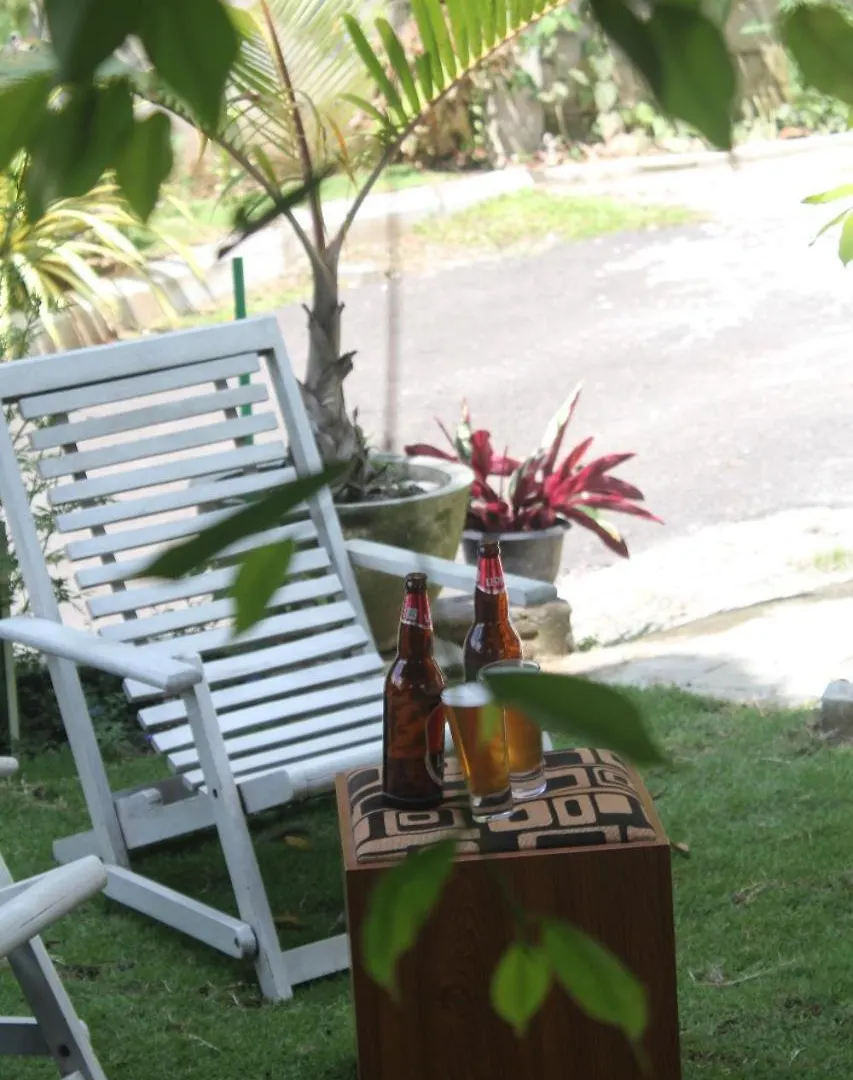 Kandyan Lounge Kiribathkumbura Guest house